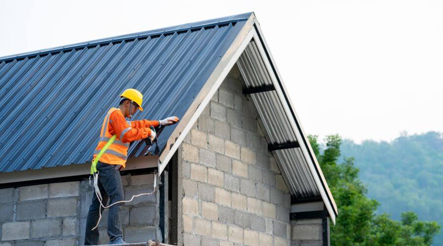 Professional residential roofers in Baileyville, IL